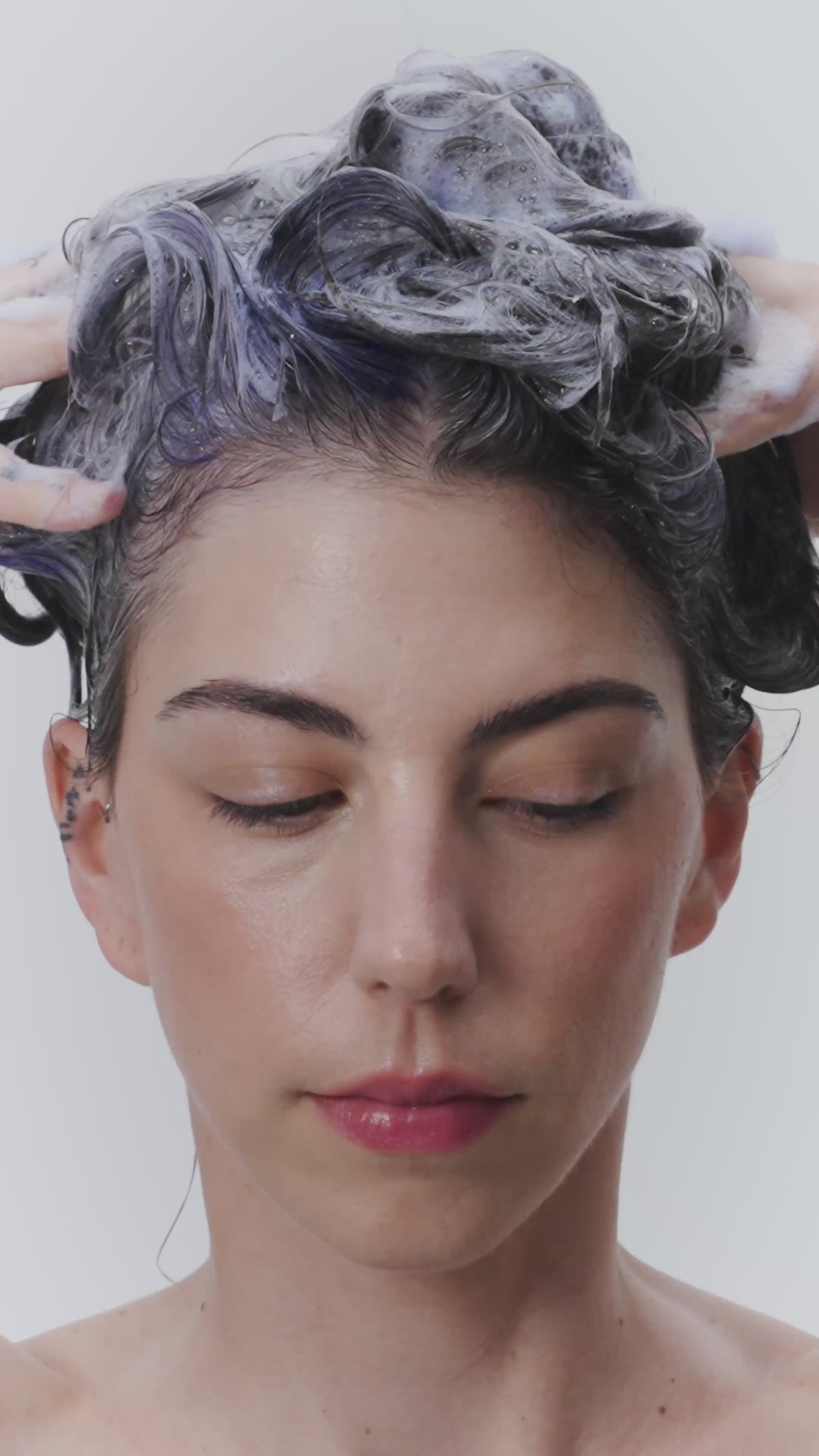 Le shampoing violet déjaunissant